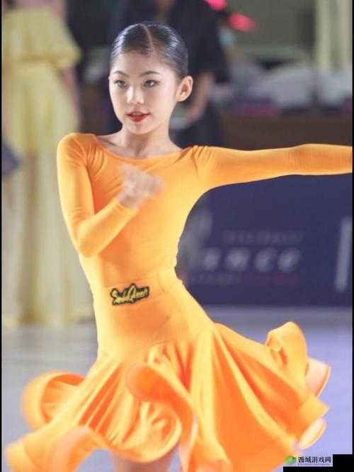 天美果冻女儿的梦想：成为优秀的舞者