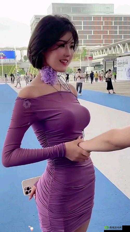 肉妇春潮干柴烈火ⅹxx 视频：火辣激情，燃烧你的欲望
